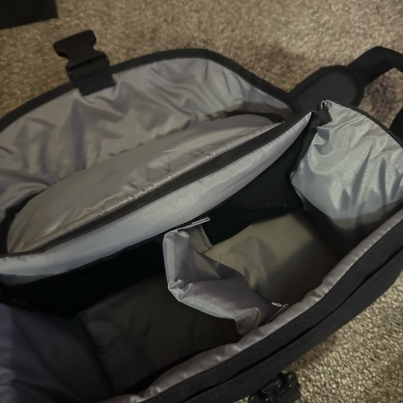 Canon Black Digital Camera Rebel T3i EOS 600D - Picture 6 of 6